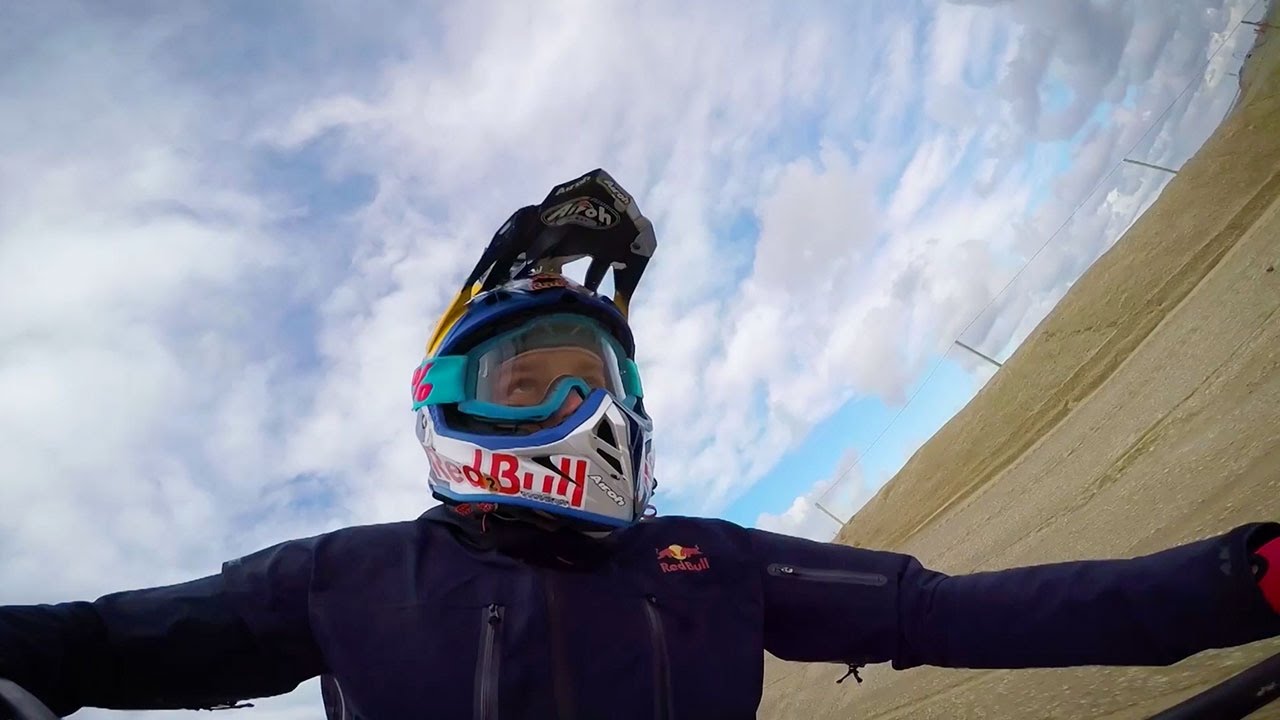 Jonny Walker's GoPro View of the Red Bull Knock Out Beach Track
