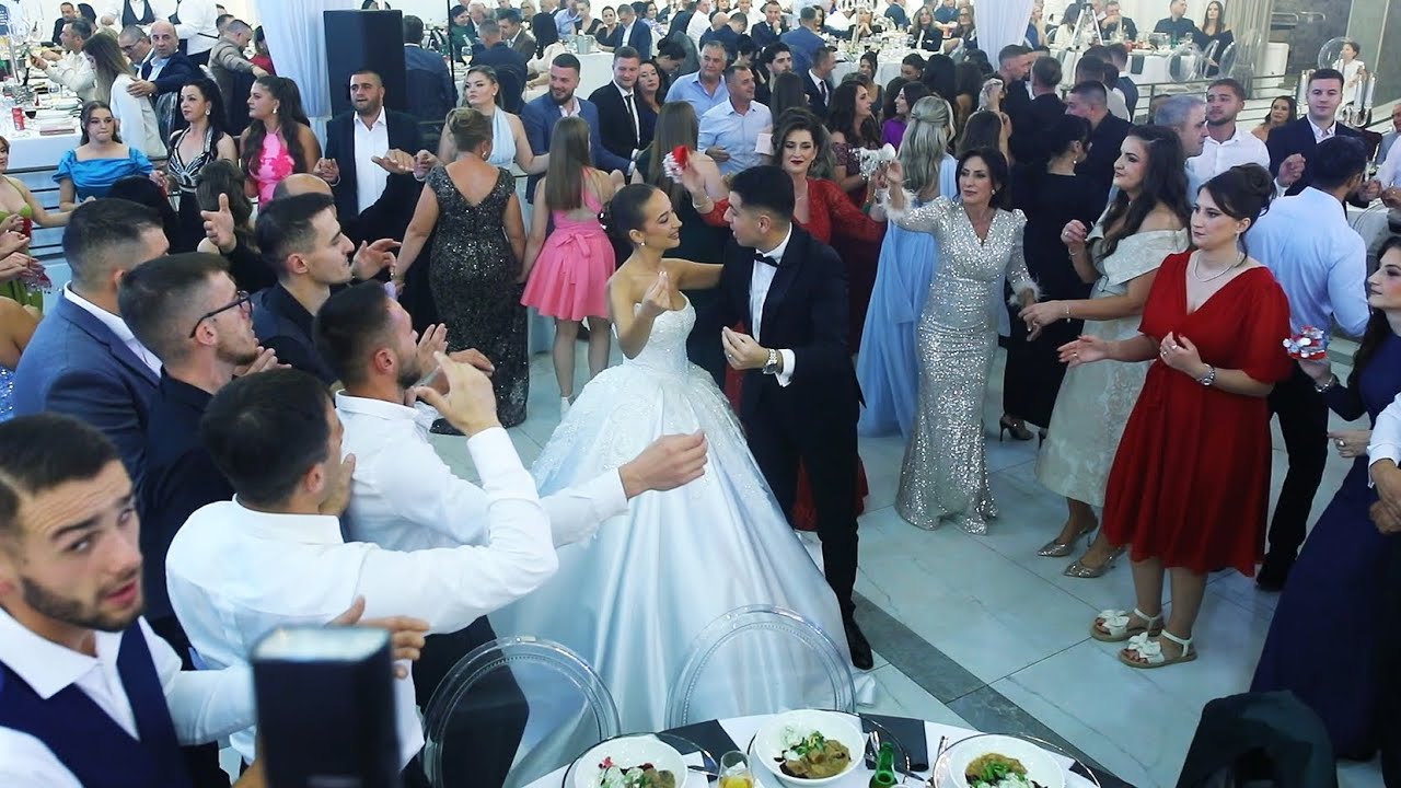 Shoqnia e ndez atmosferen - Dasma me bukur per vitin 2025 - Enes&Mersida (Tetor 2025)