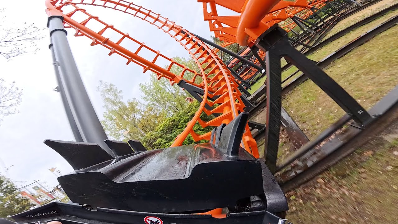 Balagos Looping Coaster (Onride) Video Avonturenpark Hellendoorn 2024