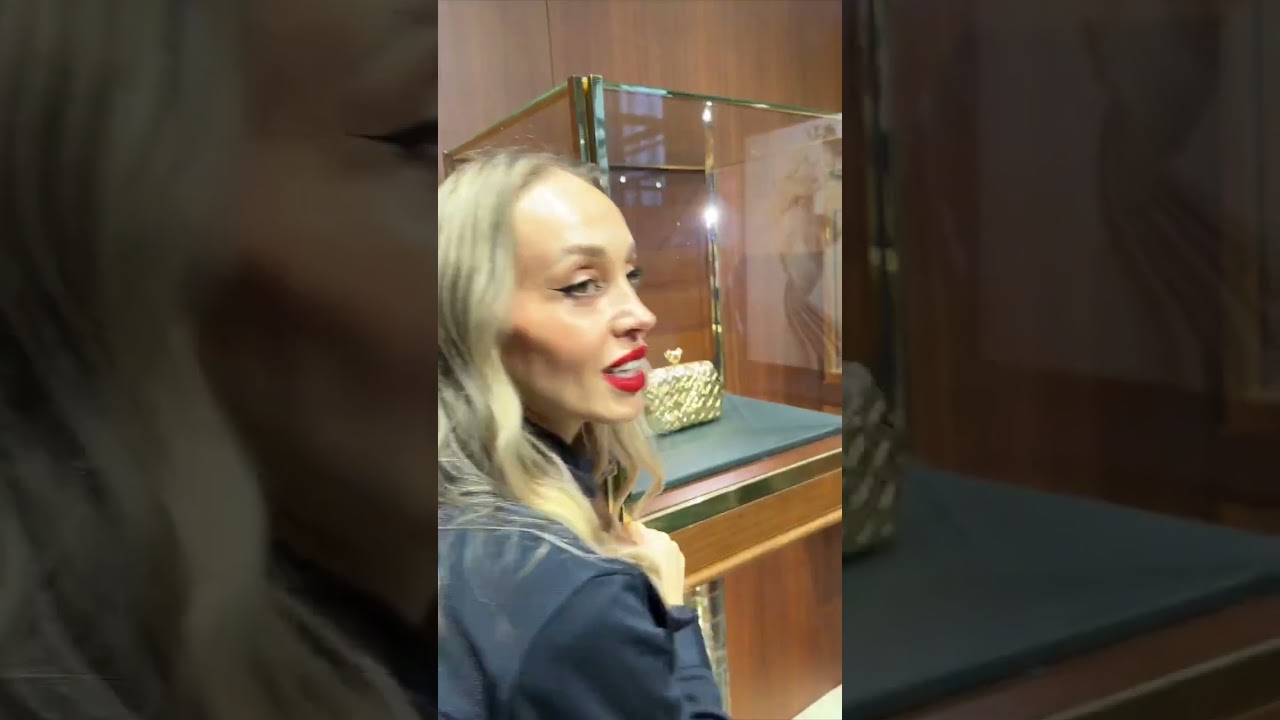 Женская сумочка из золота 8.5 кг для ОЧЕНЬ обычных людей 🤣 | Зубарев 