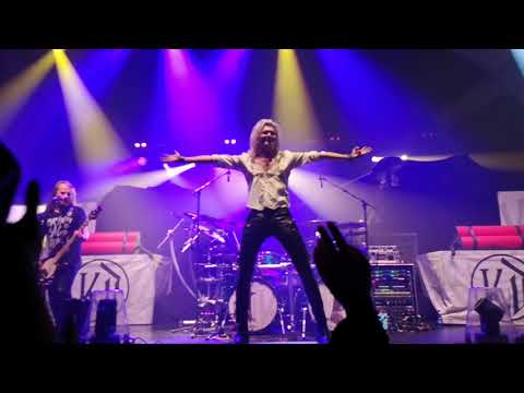 Kissing Dynamite You're Not Alone Live In Leipzig | Hd 02.11.2018