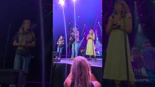 Dierks, Evie & Jordan Bentley - All I Know So Far - Bridgestone Arena