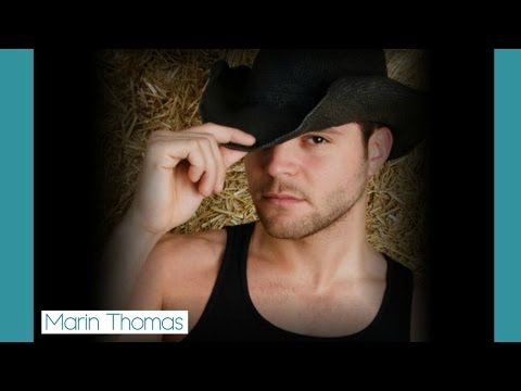 Twins Under The Christmas Tree (The Cash Brothers #2) | Marin Thomas | Contemporary Fiction