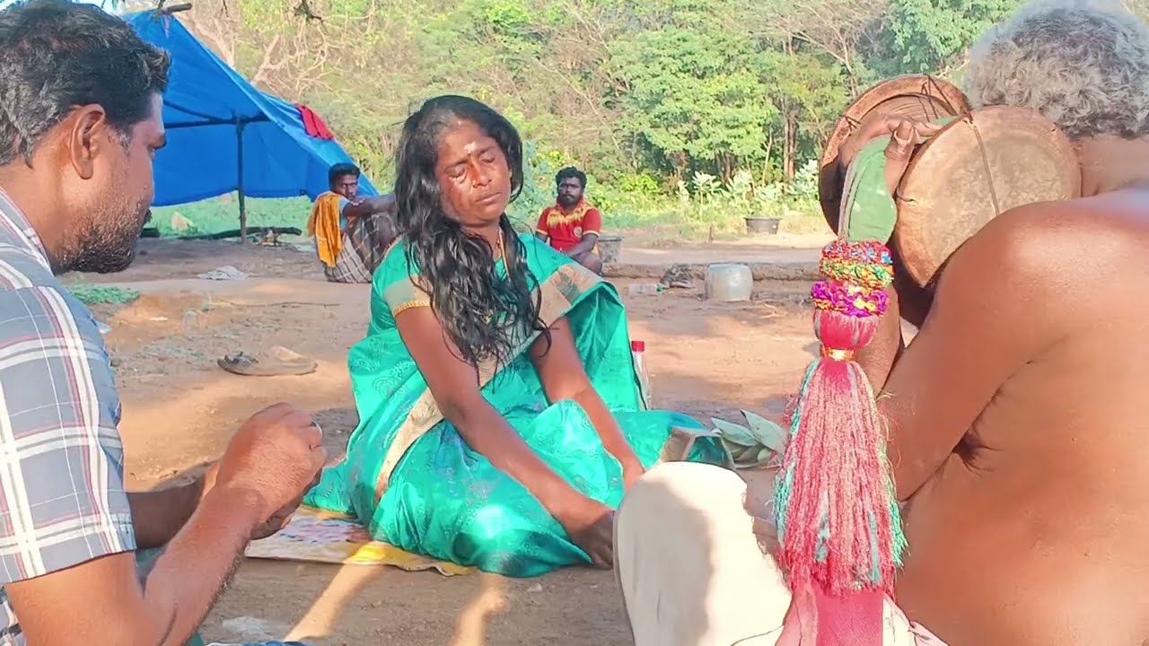 பேய் விரட்டும்‌‌ விடியோ. .,.,