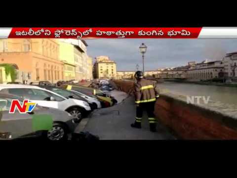 Florence sinkhole: Cars swallowed after stretch of road collapses | NTV
