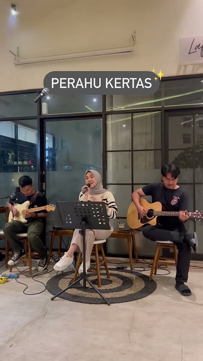 Perahu Kertas - aqousticofficial #suaraAquira #acoustic #live #cover