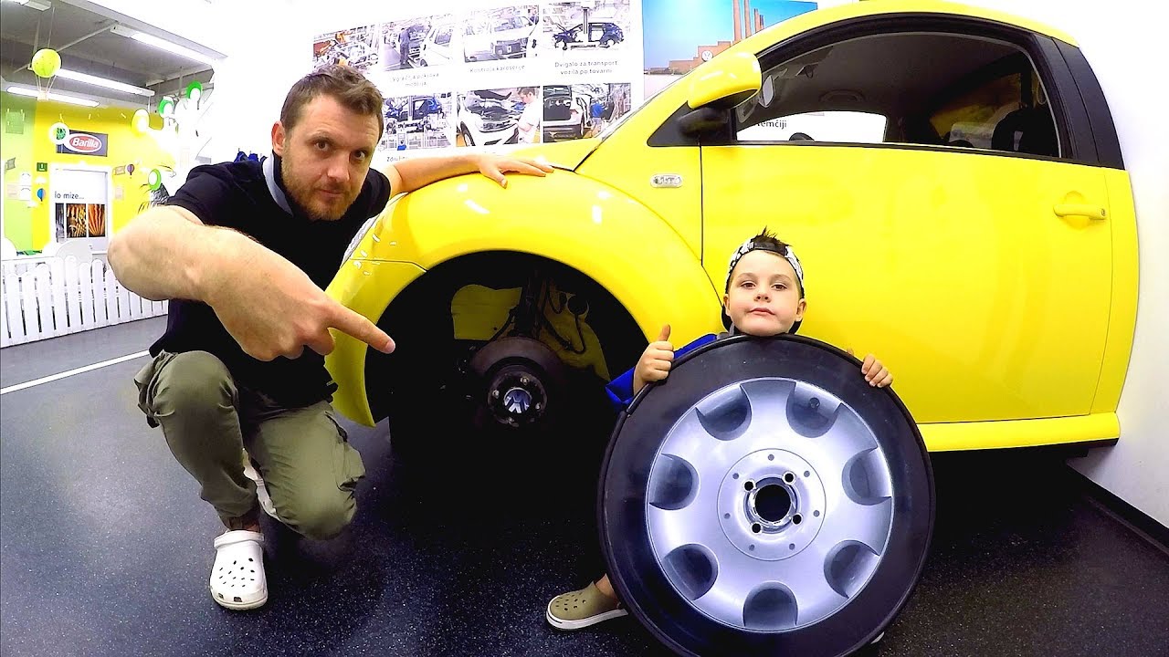 Driving in My Car Song | The Car broken down | Pretend Play Mechanic at Children's Museum