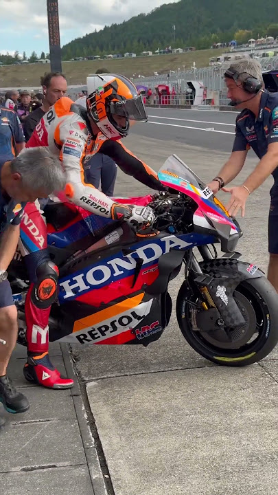 @lucamarini10  focuses on his first Japanese GP as a Repsol Honda Team rider.