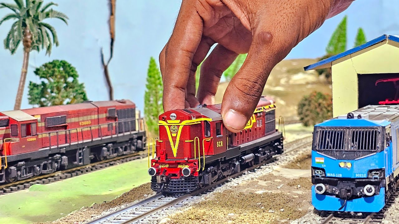 WDM-2 Alco Model Pulling Coal Loaded BOXN Rake ● Parallel race with Express Train