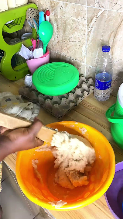 Making eba (swallow) and my leftover soup for my husband