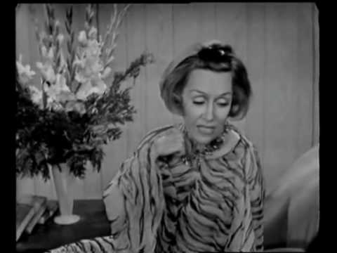 "Queen Kelly" presented in person by Gloria Swanson Part 1