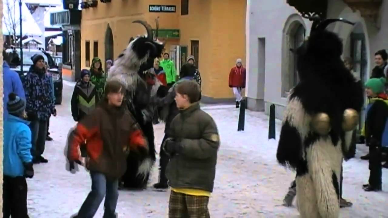 Rauriser Toifin beim Kinderklopfen 2010 - Teil 1