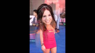 Danna Paola en Premios Juventud 2011