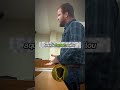 O ladrão invadiu a casa e ainda tentou culpar o cachorro que defendeu a família. #justica