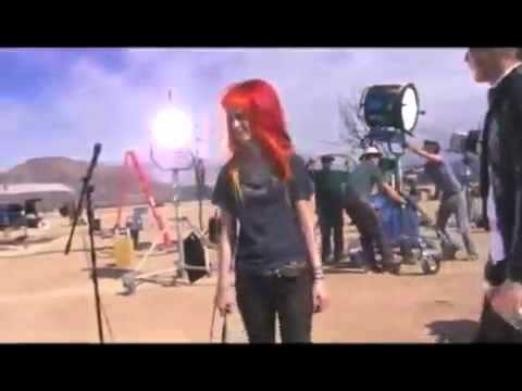 Paramore- Beyond The Videos (Part 2/9) - Crushcrushcrush