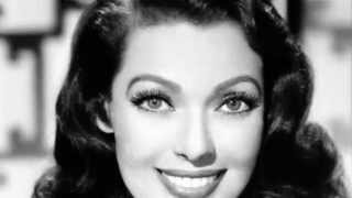 LORETTA YOUNG - Golden Hollywood Star - Her 100 most beautiful pictures