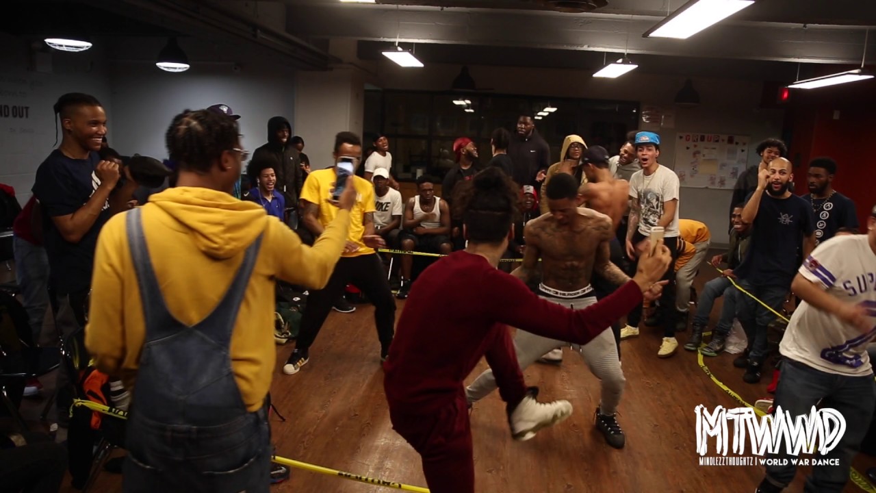 Larry Smoove Vs Double A | 