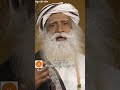 नकारात्मक विचारों को कैसे रोकें? #sadhguru #tips #negative #thoughts #stop #life #shorts #viral