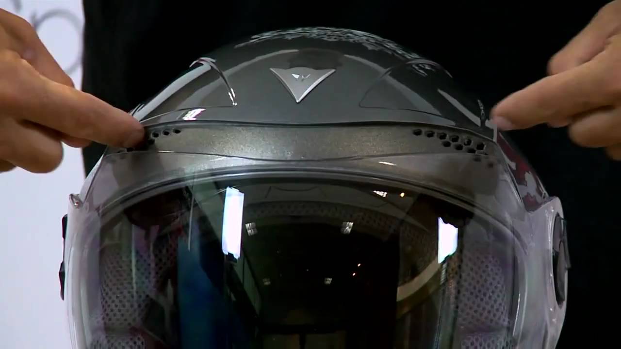 Review Dainese Stream Tourer - Motocard.com - YouTube