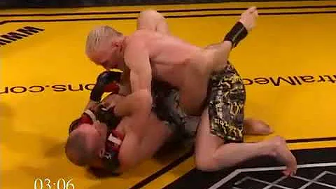 Robin Robson vs Billy Saul   Pro Fight 2007
