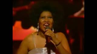 Aretha Franklin / Who&#39;s Zoomin&#39; Who (TV - 1986) [Reworked]