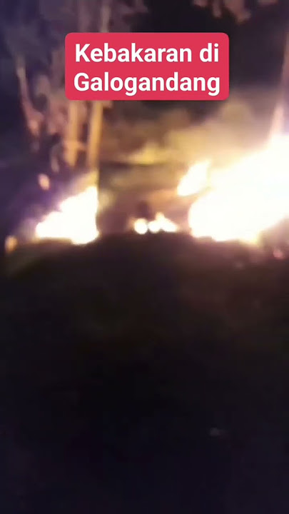Rumah Kayu Terbakar Di Rambatan.Seorang Lansia Alami Luka Bakar