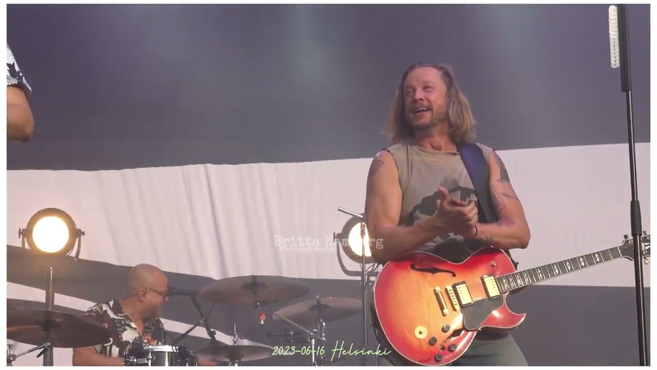 2023-06-16 Purjeissa ~ Samu Haber @Helsinki Radio Nova Festivaali