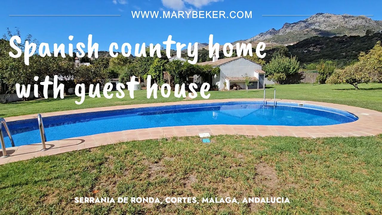 Charming Rustic Villa with guest house by the river.