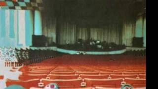 Video thumbnail of "Joni Mitchell - Woodstock - Live 1974"