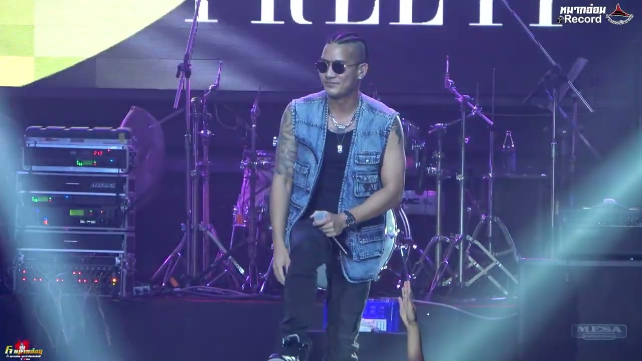 แบงค์ ปรีติ「Full Concert」 - 👉「Live version at ชายคาพักกาย ลาดพร้าว 」