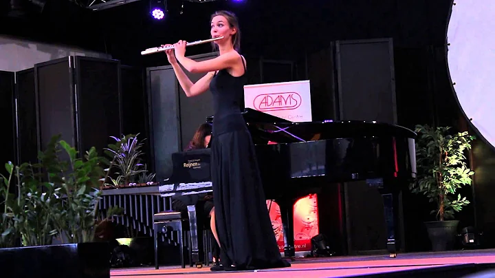 Laureate Geraldine Clement 1st prize Dutch Interna...