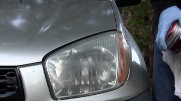 Cleaning Headlights with Toothpaste