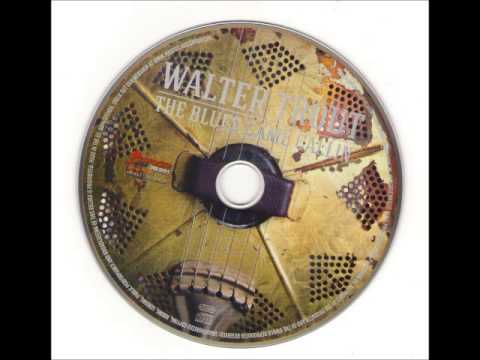 Putar The World Is Goin' Crazy (And So Am I) - Walter Trout