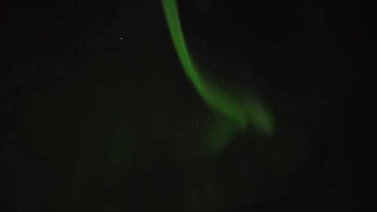 Fast-moving auroras filmed in real-time - short version - Thierry Legault Oct 2014