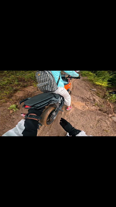 Offroad ma tyre 😭😭 #tamang_vlogs28 #ktmadventure250 #offroad #offroading #travel