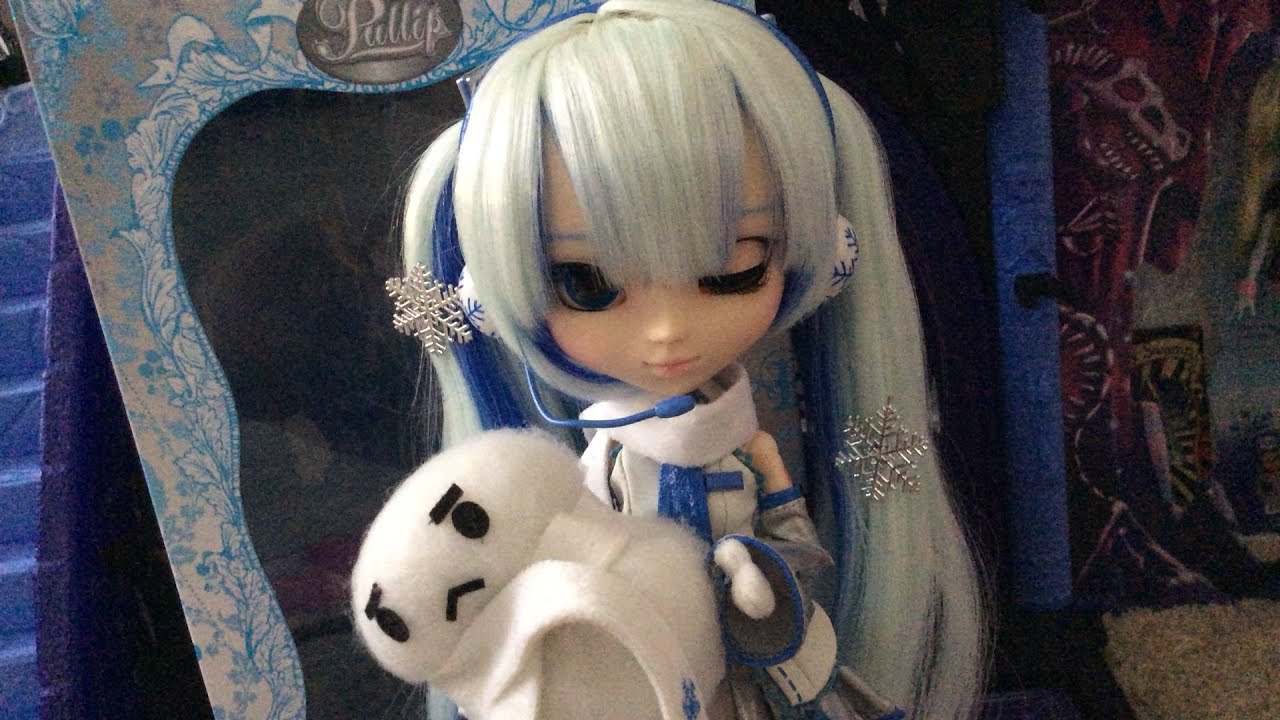 Pullip Vocaloid Snow Miku doll review (Groove Jun Planning 2013