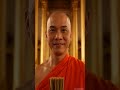 "ในความเงียบสงบของวัด เผชิญหน้ากับความจริงเก่าๆ คำกล่าวที่ชวนให้คิด: 'จงเรียนรู้และก้าวต่อไป' คุณพร้