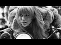 Marianne Faithfull "As tears go by" (2018 version)