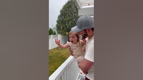 Toddler has a heartfelt reaction to seeing rain for the first time in her life || WooGlobe