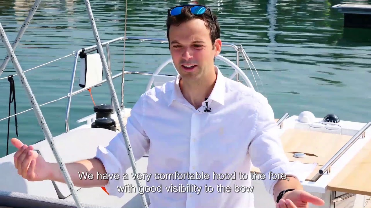 Oceanis 46.1 - Video 1 - Cockpit, barre, plateforme de bain - Cockpit, helm station, swim patform