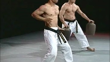 Sanchin kata test in Uechi-ryu