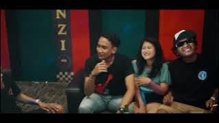BUAYA BETINA