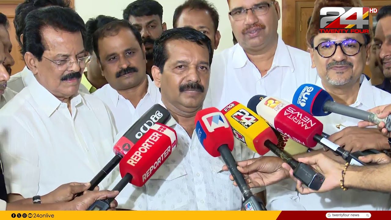 'അനുഗ്രഹം തേടിയാണ് പാണക്കാട് എത്തിയത്, സ്ഥാനാർഥിത്വത്തെക്കുറിച്ച് പറയേണ്ടത് UDF'