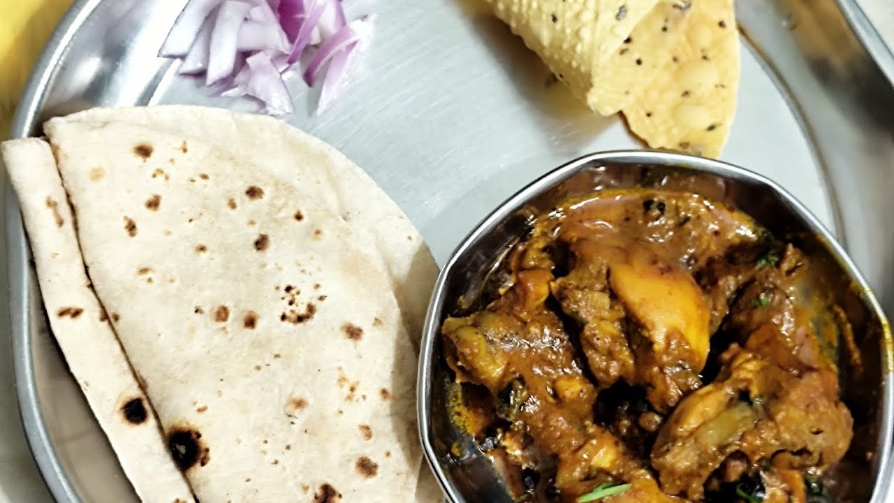 Chicken bhuna masala.....!(Puja rasoi)