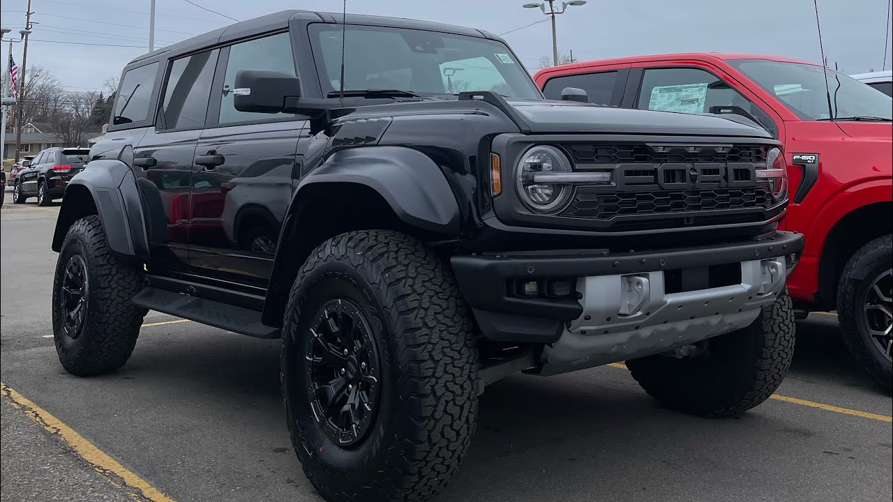 Black Bronco Raptor R 2023 SHADOW BLACK BRONCO RAPTOR!! - YouTube