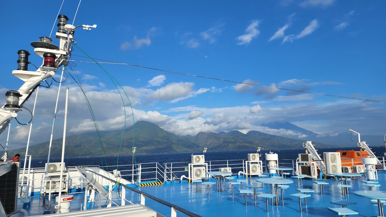 Ke Gunung Rinjani Naik Kapal Laut Kirana VII