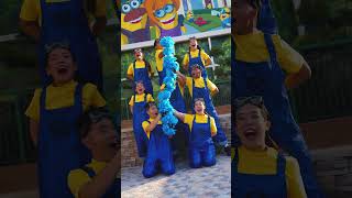 Lights, camera… MINIONS!