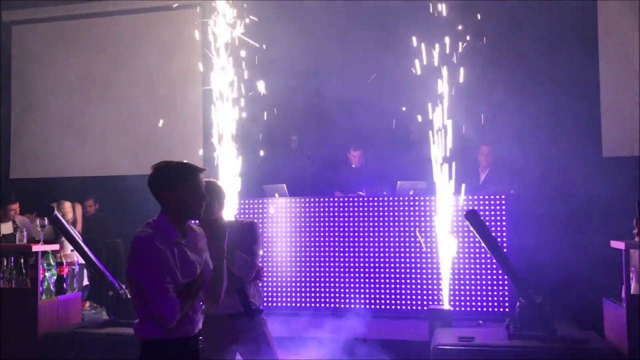 Sparkular Mini Dmx Servicio Alquiler para Fiestas de 15 años Casamientos Shows Bandas SkyShowFX