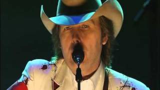 Watch Dwight Yoakam Wheels video