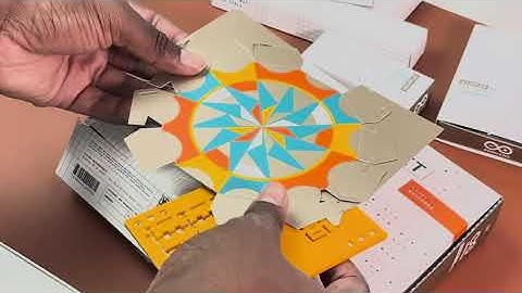 Unboxing the Arduino Starter Kit!